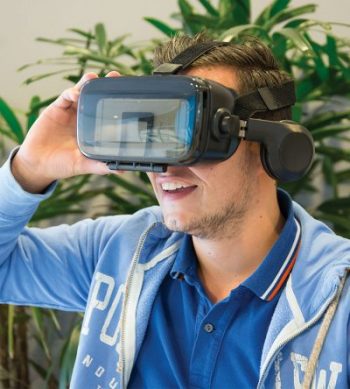 lunettes réalité virtuelle casque audio intégré